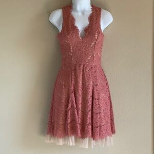 Francesca’s mauve lace dress- XS